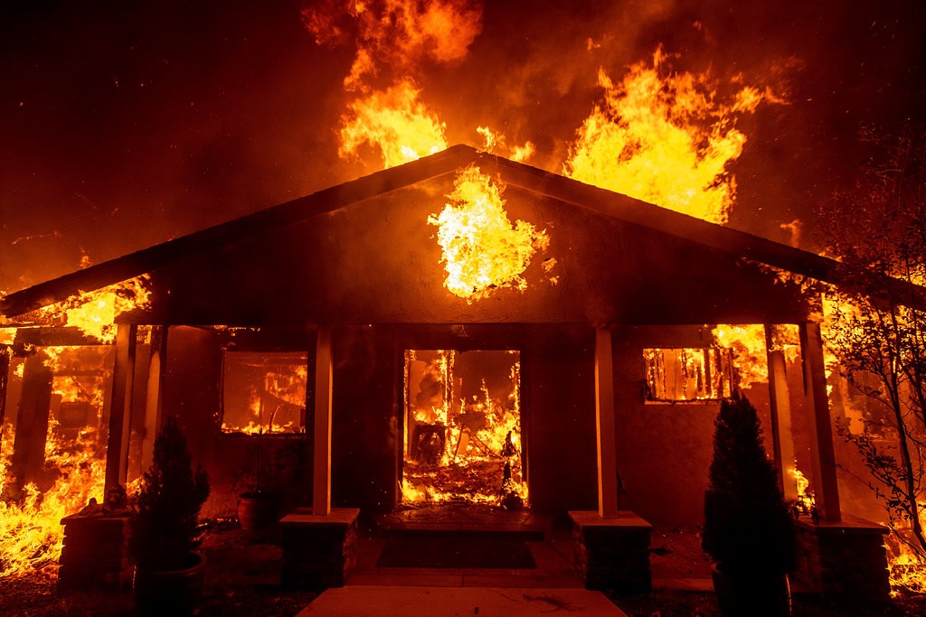 Vì sao cháy rừng California trở thành 'chuyện thường ngày ở huyện'? | baotintuc.vn